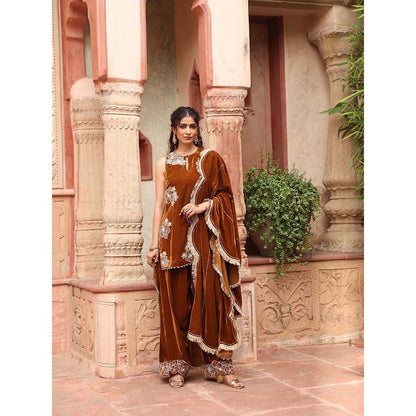 Ajiesh Oberoi Honey Gold Kurta with Salwar and Dupatta (Set of 3)