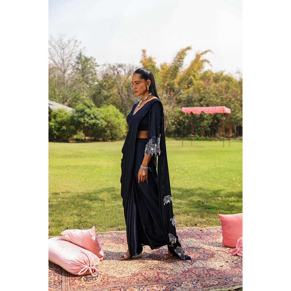 Ajiesh Oberoi Crystal Droplets Stitched Blouse With Side Slit Saree - Black