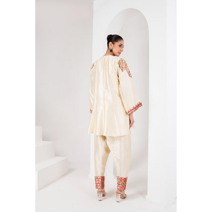 AKARA Women's Ivory Tassels Embellished Kurti with Pakistani Salwar (Set of 2)