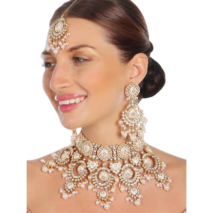 Akulya Jewels White Bridal Minakari Kundan Choker (Set of 3)