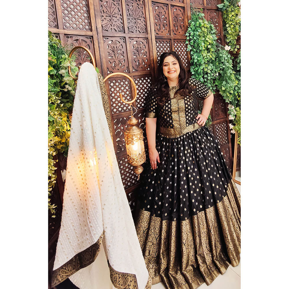 Amaltas Couture Irmak Banarasi Black Blouse with Lehenga and Dupatta (Set of 3)