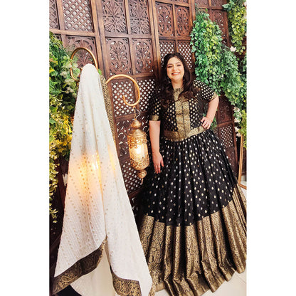 Amaltas Couture Irmak Banarasi Black Blouse with Lehenga and Dupatta (Set of 3)