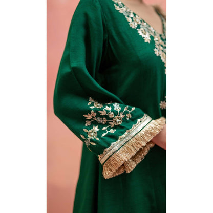 AM by Anita Mittal Green Firefly Kurta with Pant and Dupatta