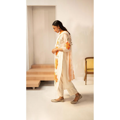 AM by Anita Mittal Zoya Off White Kurta with Pant and Dupatta