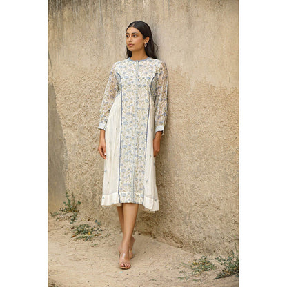 Amoree Off White Collared Loops Thread Embroidery Dress