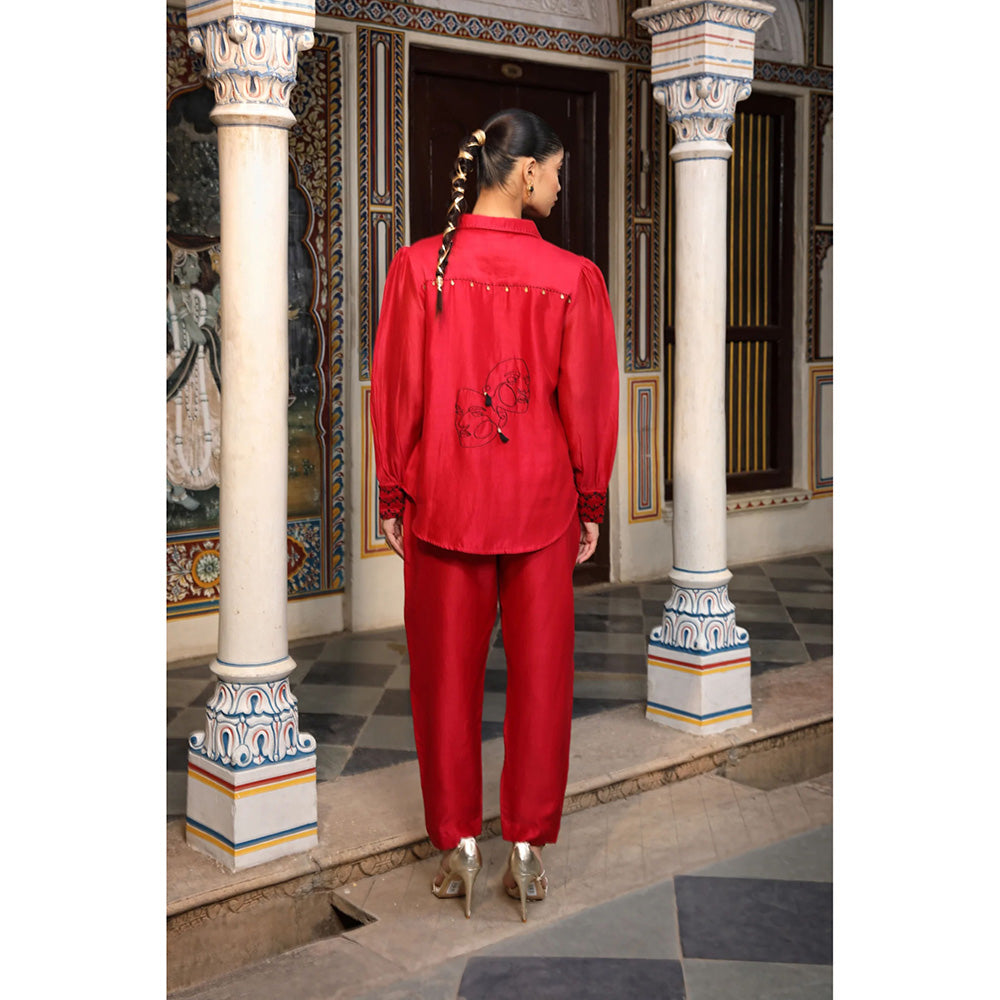 Amoree Red Chanderi Silk Thread Embroidery Co-Ord (Set of 2)