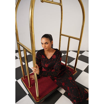 AMOSHI Women Black Polyester Midi Dress