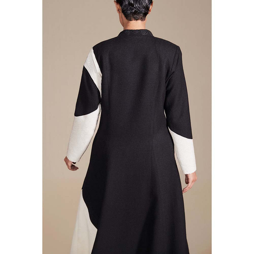 AMPM Zaira Black & White Embroidered Jacket