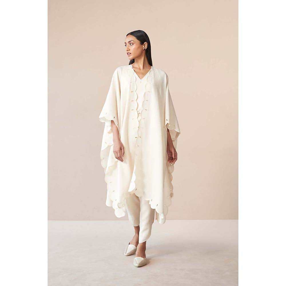AMPM White Alea Co-Ord (Set of 4)