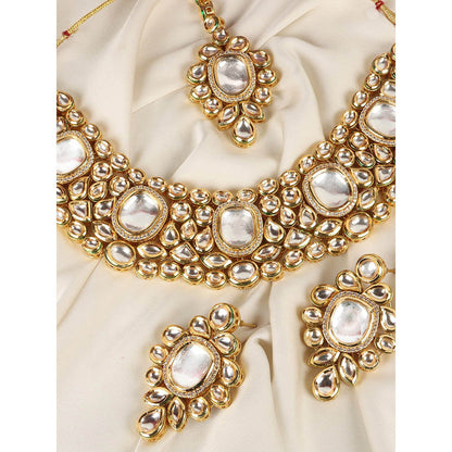 Amreli Jaipur Gold Plated Kundan Choker with Earrings