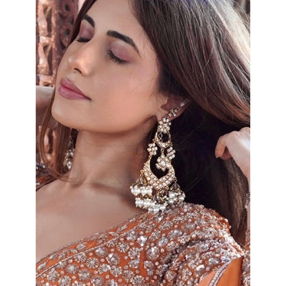 Amreli Jaipur White Kundan Dangler Earrings with Earchains