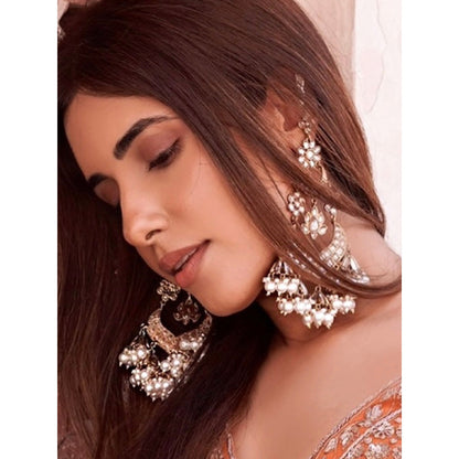 Amreli Jaipur White Kundan Dangler Earrings with Earchains