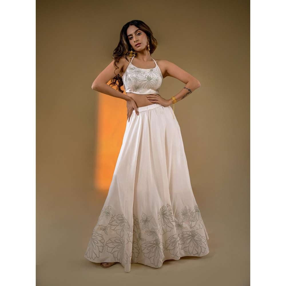 Amrood Off White Lehenga with Hand Embroidery Blouse (Set of 2)
