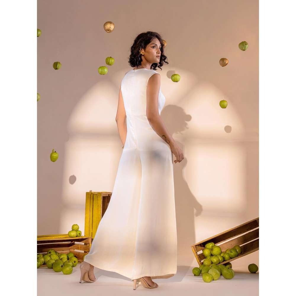 Amrood Off White Solid/Plain Jumpsuit