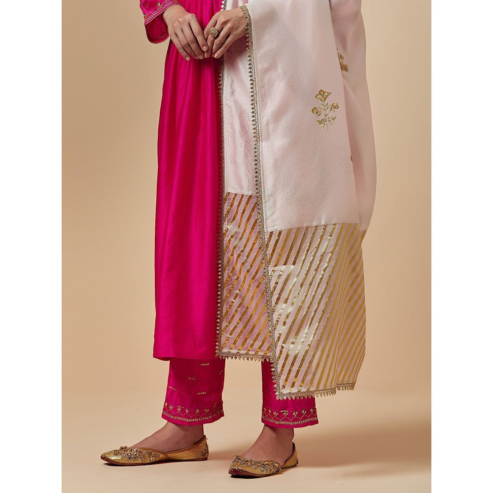 Anantaa by Roohi Trehan Light Pink Hand Embroidered Silk Chanderi Dupatta