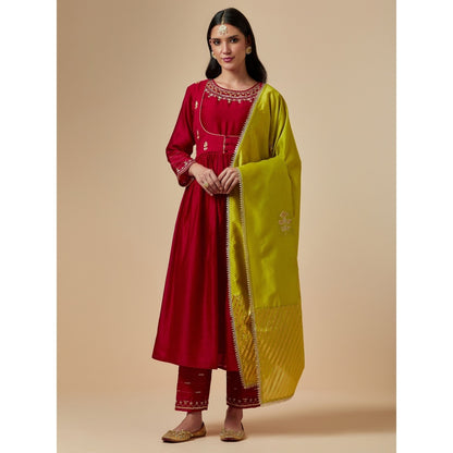 Anantaa by Roohi Trehan Lime Green Hand Embroidered Silk Chanderi Dupatta
