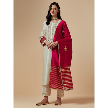 Anantaa by Roohi Trehan Red Hand Embroidered Silk Chanderi Dupatta