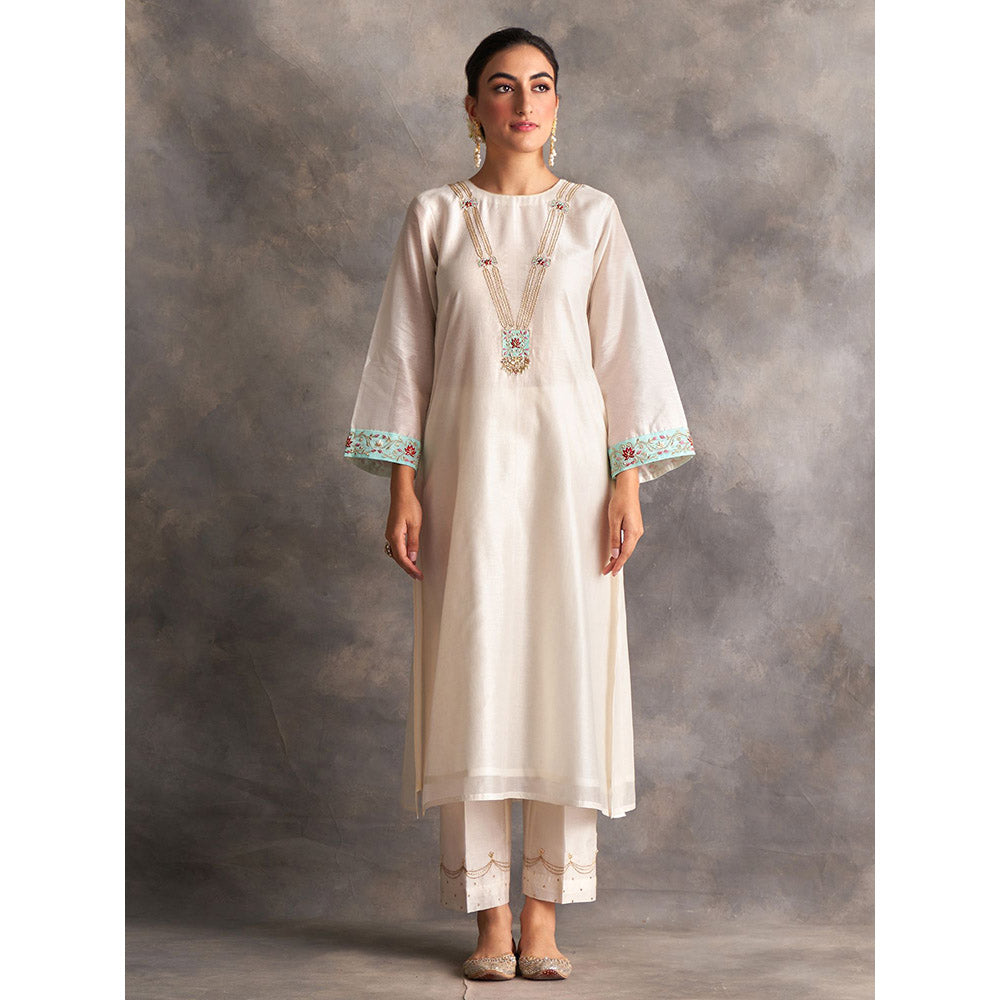Anantaa by Roohi Trehan Off White Silk Chanderi A-Line Kurta With Hand Embroidery