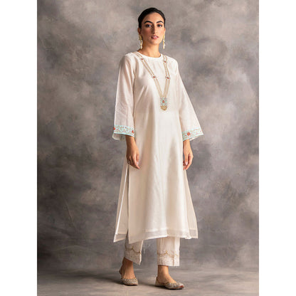 Anantaa by Roohi Trehan Off White Silk Chanderi A-Line Kurta With Hand Embroidery