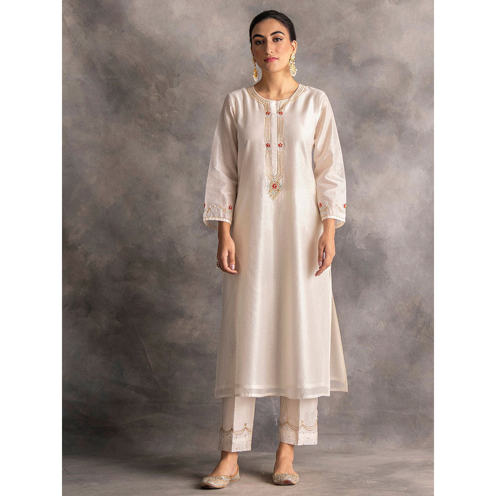 Anantaa by Roohi Trehan Off White Silk Chanderi A-Line Kurta With Hand Embroidery