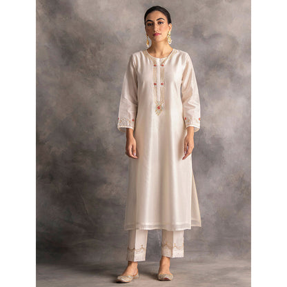 Anantaa by Roohi Trehan Off White Silk Chanderi A-Line Kurta With Hand Embroidery
