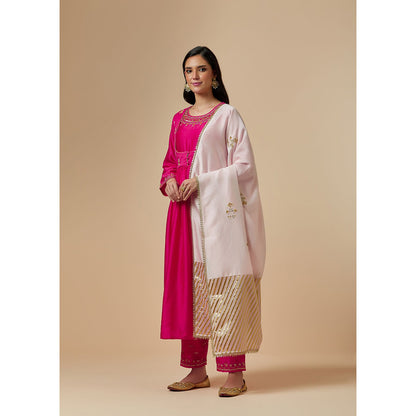 Anantaa by Roohi Trehan Pink Silk Chanderi Hand Embroidered Kurta With Gathers
