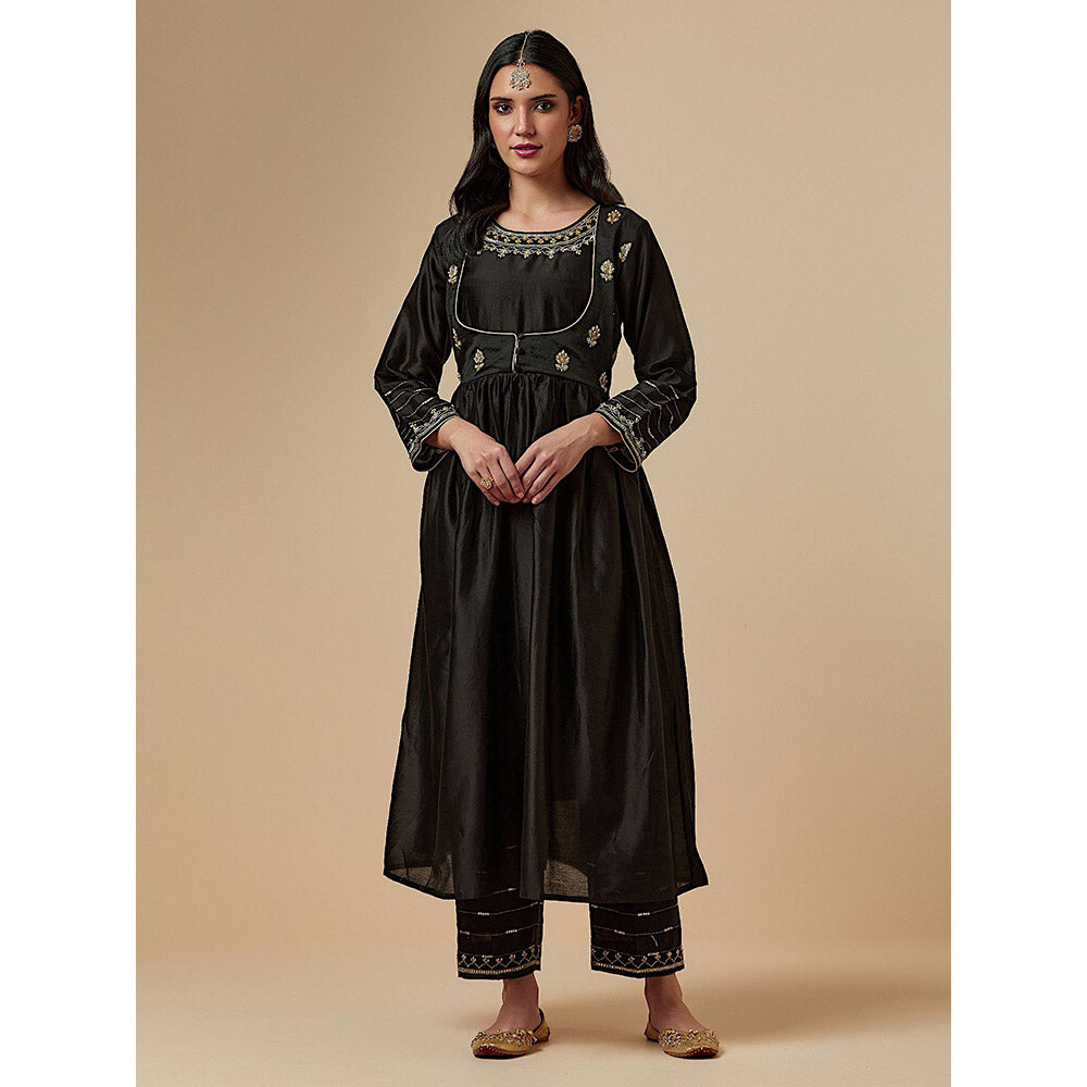 Anantaa by Roohi Trehan Black Silk Chanderi Hand Embroidered Kurta With Gathers