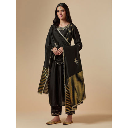 Anantaa by Roohi Trehan Black Silk Chanderi Hand Embroidered Kurta With Gathers