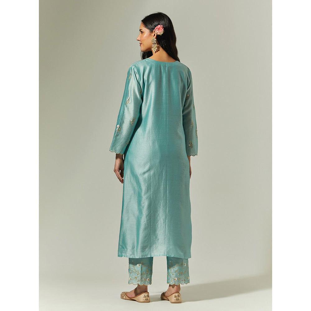 Anantaa by Roohi Trehan Blue Silk Chanderi Hand Embroidered Kurta With Plackett