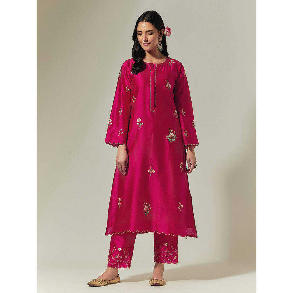 Anantaa by Roohi Trehan Fuchsia Silk Chanderi Hand Embroidered Kurta With Plackett