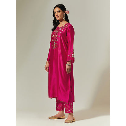 Anantaa by Roohi Trehan Fuchsia Silk Chanderi Hand Embroidered Kurta