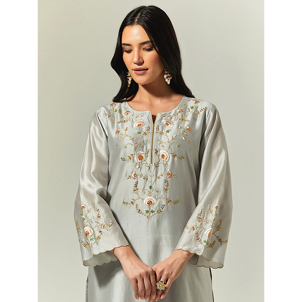 Anantaa by Roohi Trehan Grey Silk Chanderi Hand Embroidered Kurta