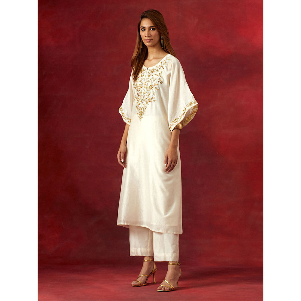 Anantaa by Roohi Trehan Off White Embroidered Yoke Kaftan Kurta With Pant (Set of 2)