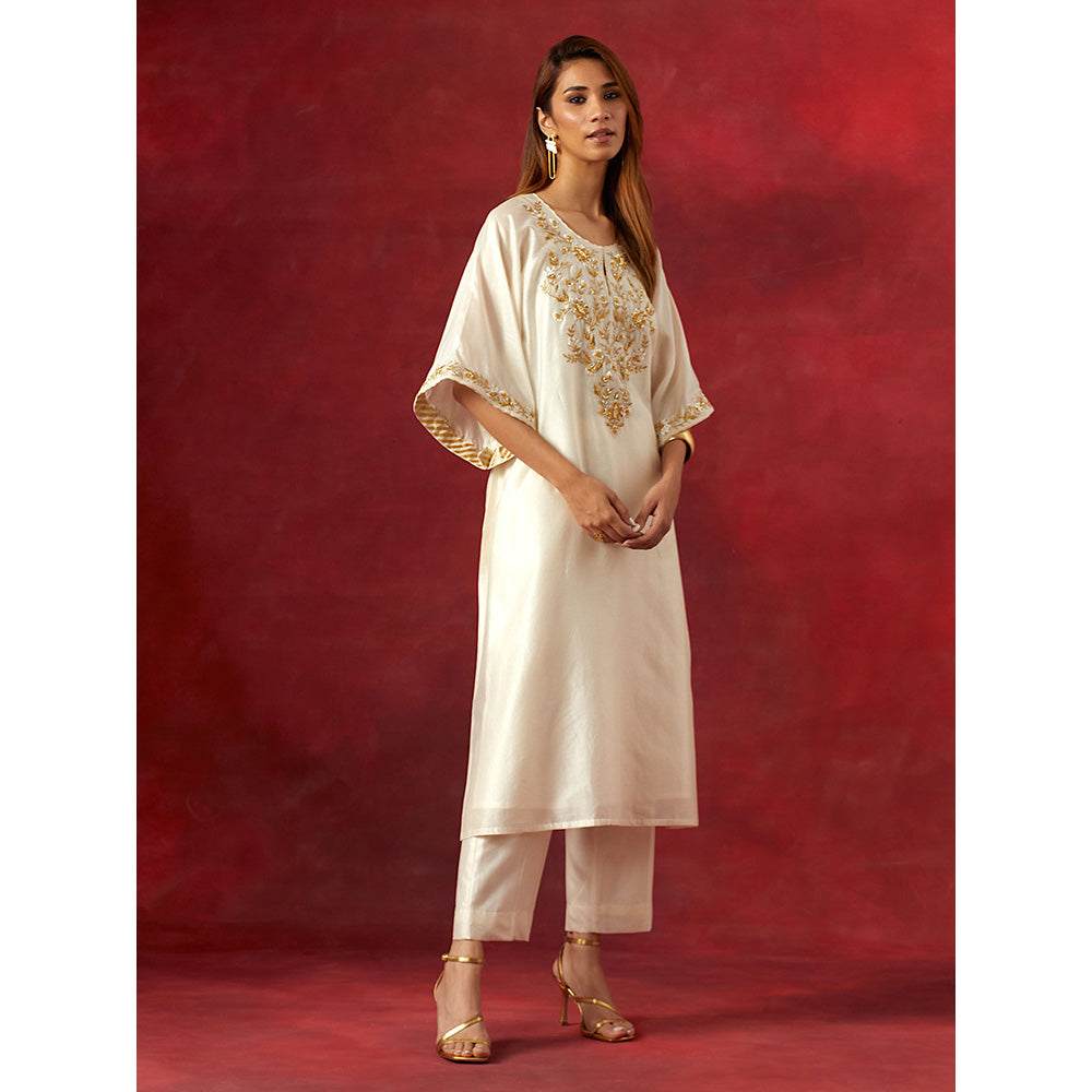Anantaa by Roohi Trehan Off White Embroidered Yoke Kaftan Kurta With Pant (Set of 2)