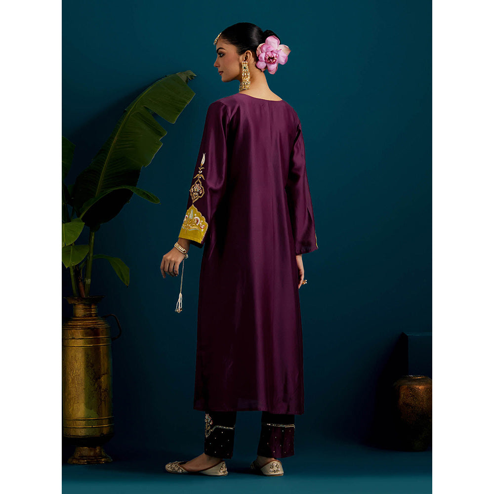 Anantaa by Roohi Trehan Purple Paisley Yoke Kurta