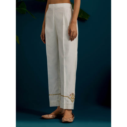 Anantaa by Roohi Trehan Off White Round Neck Long Yoke Kurta with Pant (Set of 2)