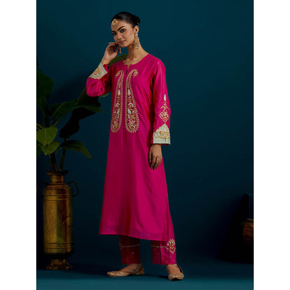 Anantaa by Roohi Trehan Pink Paisley Yoke Kurta with Pant (Set of 2)