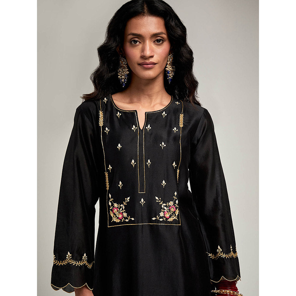 Anantaa by Roohi Trehan Embroidered Yoke Kurta with Pant - Black