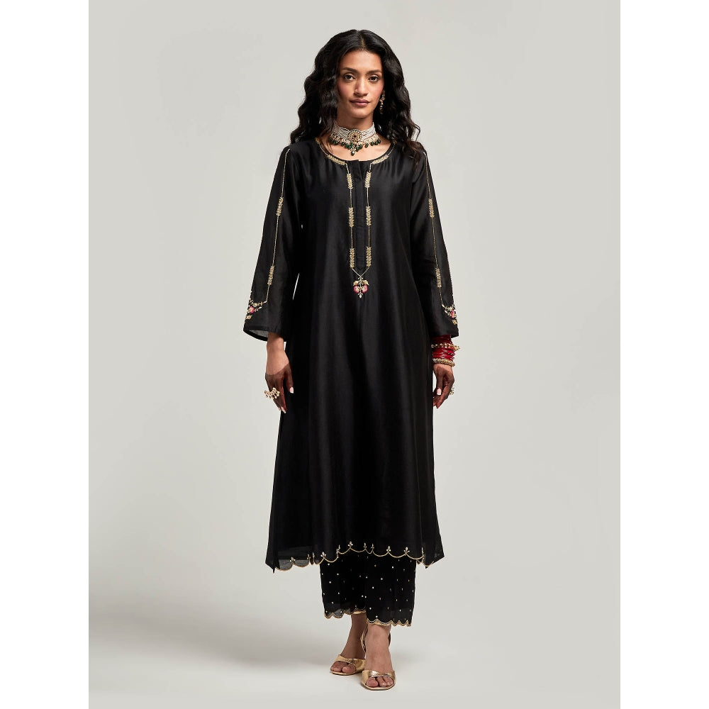 Anantaa by Roohi Trehan Embroidered Scalloped Hem Kurta with Pant - Black