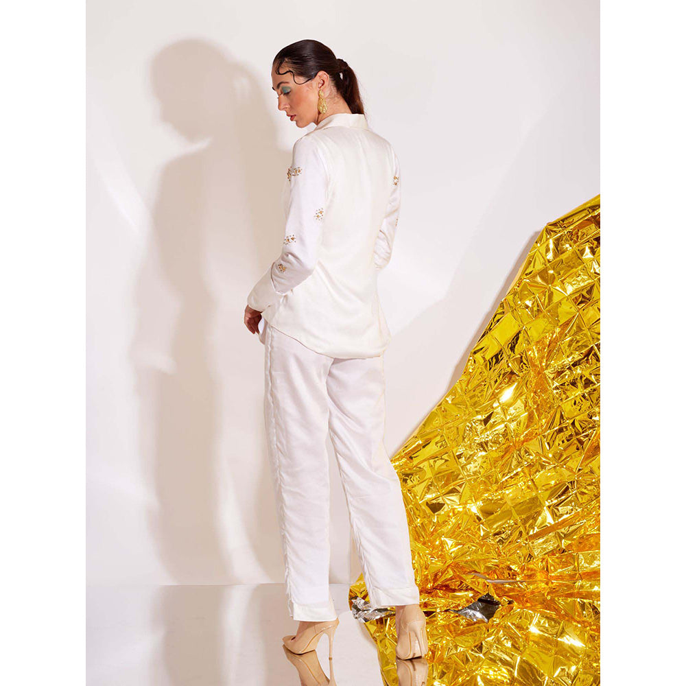 AN'ERA BY ASMITA VERMA White Cosmos Blazer with Pant (Set of 2)