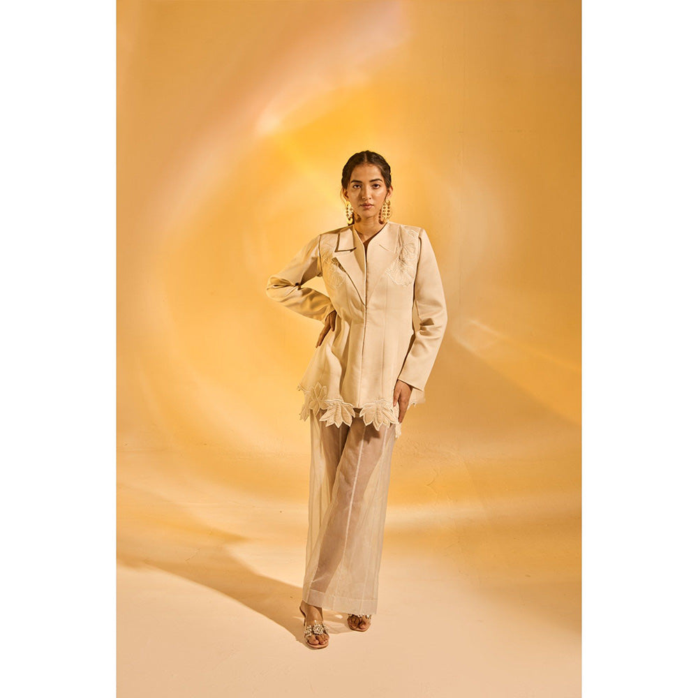 AN'ERA BY ASMITA VERMA Ivory Freesia Blazer with Pant (Set of 2)