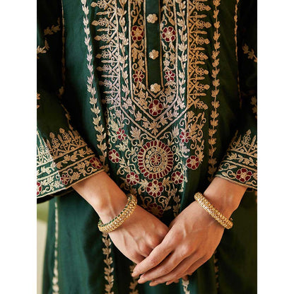 ANGAD SINGH Green Chanderi Silk Kurta with Pant & Dupatta (Set of 3)