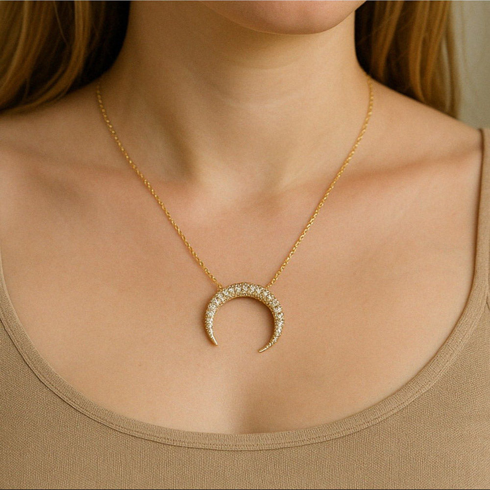 ANUSHKA JAIN JEWELLERY Horseshoe Diamond Necklace
