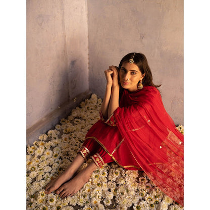 Apeksha Jain Label Red Kurta with Salwar and Dupatta (Set of 3)