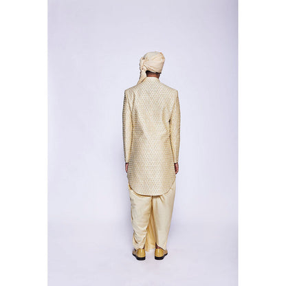 Arjun Kilachand Hand Embroidered Sherwani (Set of 2)