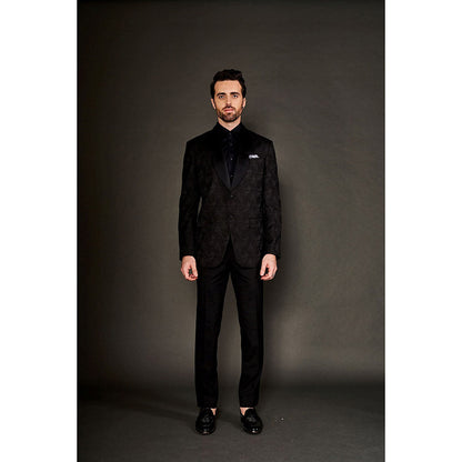 Arjun Kilachand Butterfly Lapel Suit (Set of 2)