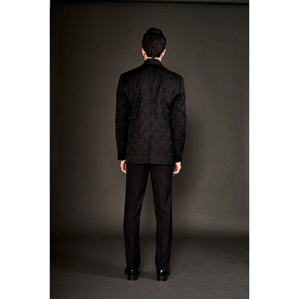 Arjun Kilachand Butterfly Lapel Suit (Set of 2)