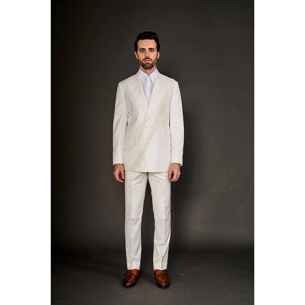 Arjun Kilachand Embroidered Suit (Set of 2)
