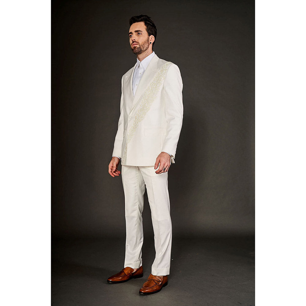 Arjun Kilachand Embroidered Suit (Set of 2)