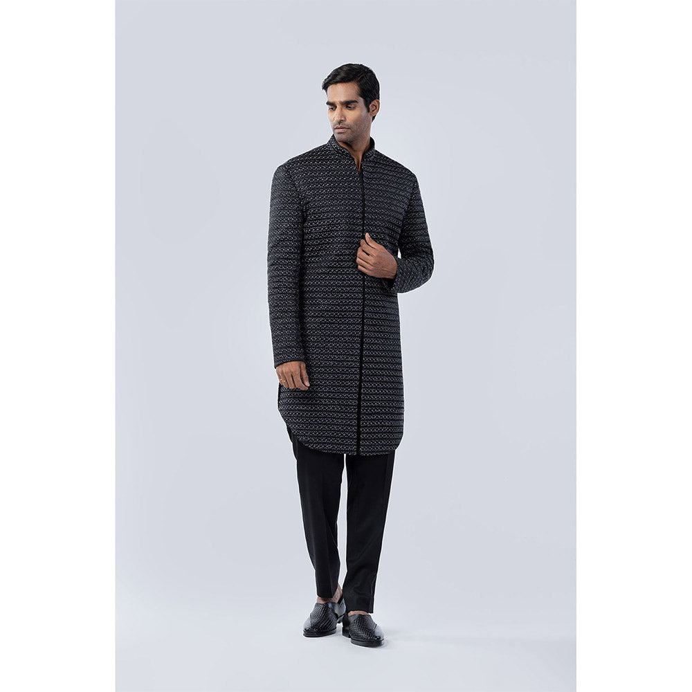 Arjun Kilachand Bead and Threadwork Embroidered Sherwani (Set of 2)